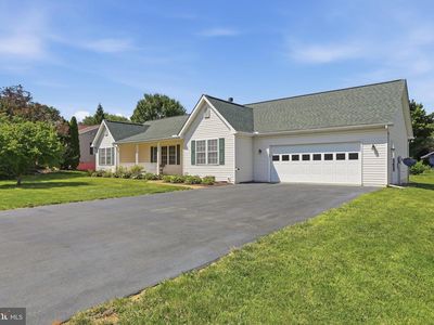 Property at 142 Hastings Dr, Falling Waters, WV
