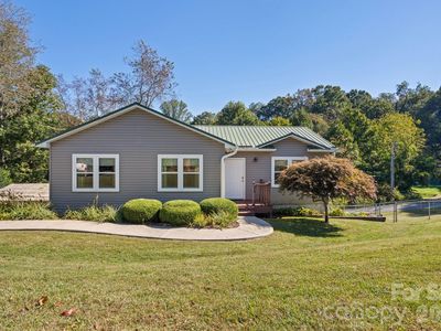 74 Ridgeline Rd