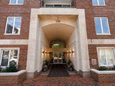 130 Mount Auburn St APT 110