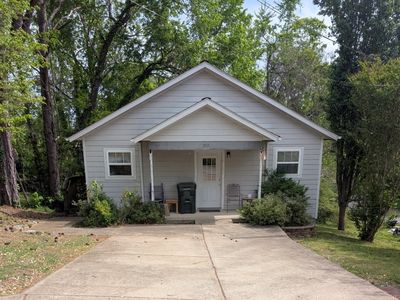 211 Central High St