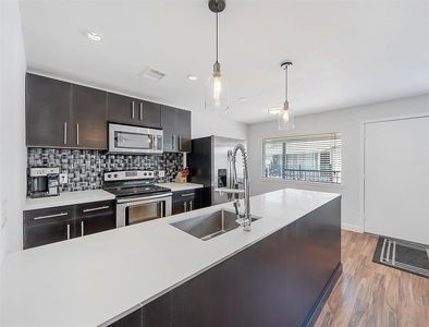 309 Stratford St APT 18