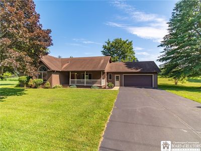 33 Lori Ln
