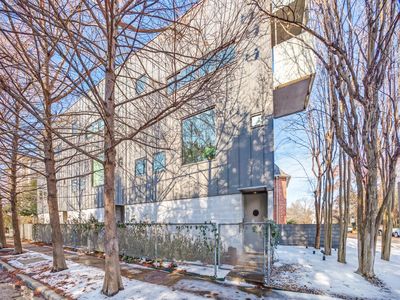 4001 Bowser Ave APT A