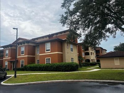 5578 METROWEST BOULEVARD #1-201