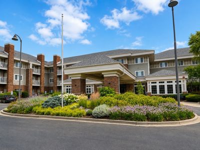 801 N McLean Blvd APT 254