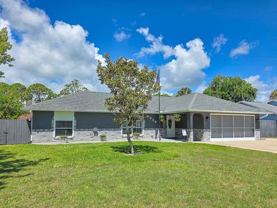3326 Umbrella Tree Dr