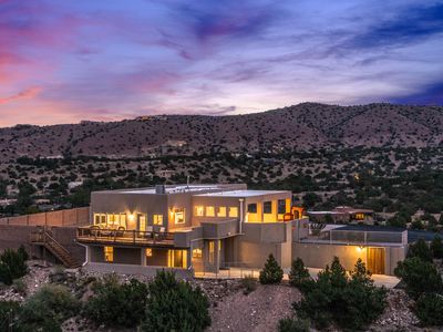 45 Sandia Ln
