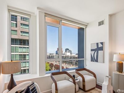 300 Berry St Unit 902