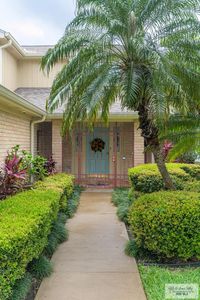 244 Creekbend Dr