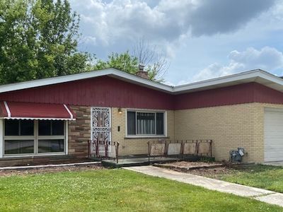 8741 S Washtenaw Ave