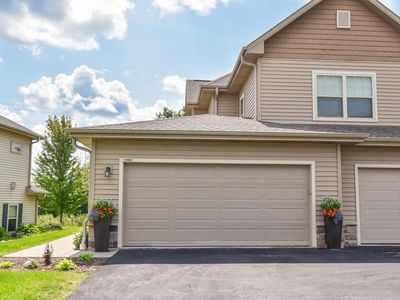 1800 New Port Vista DRIVE