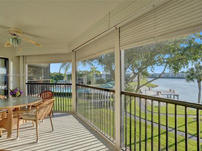 7463 Fairfax Dr #304