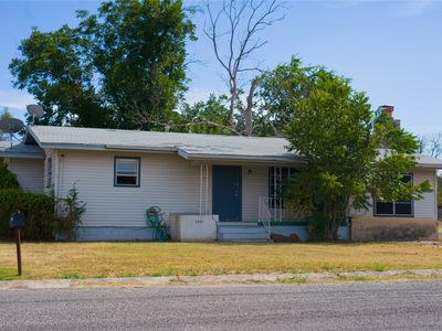 2007 W Commerce St