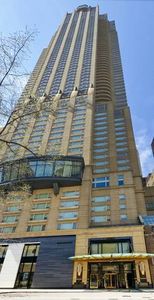 800 N Michigan Ave APT 2801