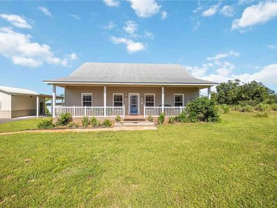 2711 SNYDER ROAD