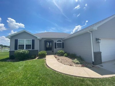 2807 Breezewood Dr