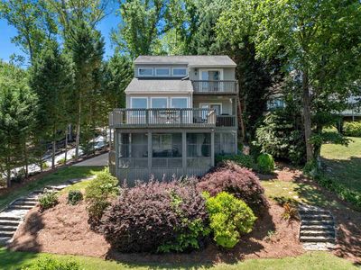 397 Lake Rd
