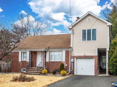 35 Taggart Way