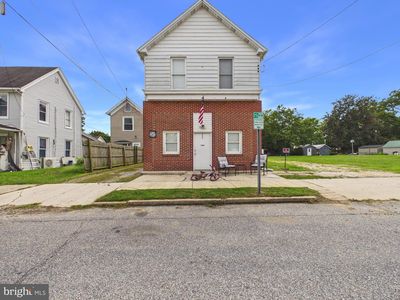 22033 Main St
