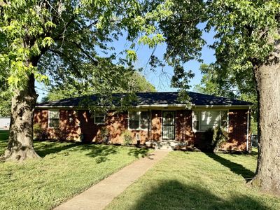 1103 Meadowview Dr