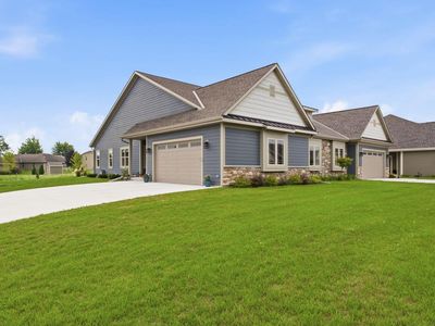 627 Lambert COURT