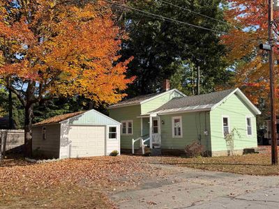 87 Pinehurst Avenue