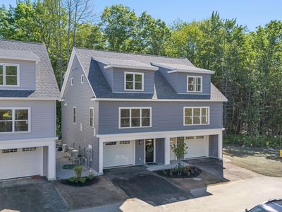 10 Creekside Court #10