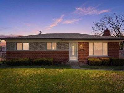 25542 Virginia Dr