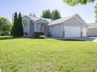 Property at 630 Wyndemere Dr, West Fargo, ND