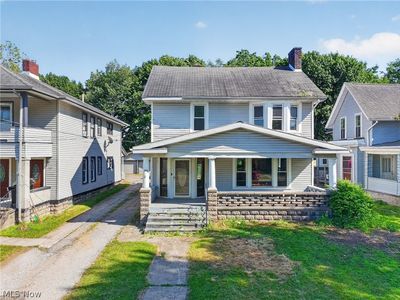 703 W Main St
