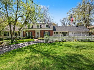 2335 Breton Rd SE