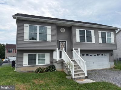 144 Freight Car Cir