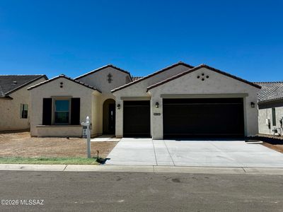 61663 E Travertine St