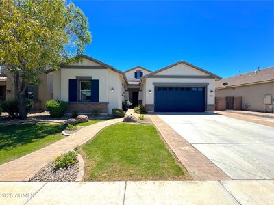 2557 E ORLEANS Drive