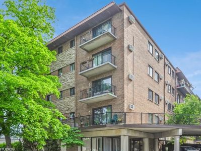 2333 N Neva Ave APT 405C