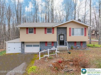 3118 Ogontz Dr