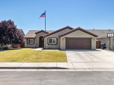 6903 Cattail Creek Way