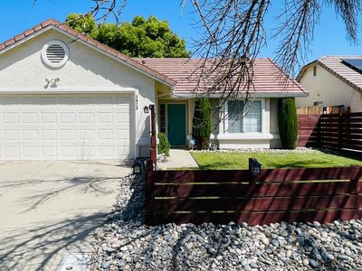 3929 El Portal Pl