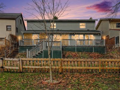 573 River Rd