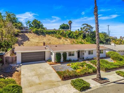 9415 La Suvida Dr