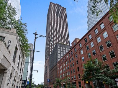 474 N Lake Shore Dr APT 4403
