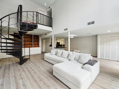3300 Yorktown St APT 13