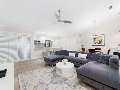 7101 Geminata Oak Court