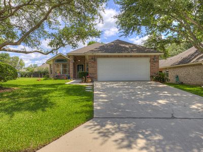 123 RIVER PARK DR