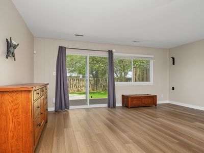 Property at 220 Elizabeth St APT D9, Chapel Hill, NC