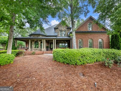 2352 Crimson King Dr