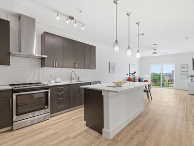 6444 Burnet Rd Unit 403