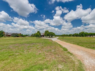 1177 Lone Star Rd