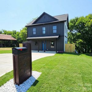 247 Patterson Ave SE