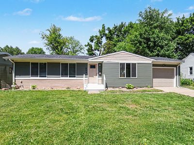 229 Sydelle Ave